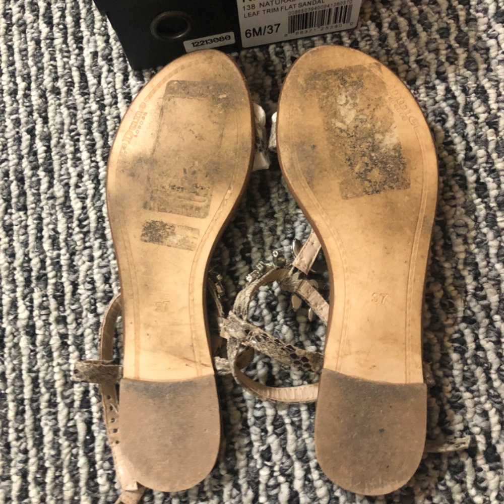 Sandal - Picture 3 of 3